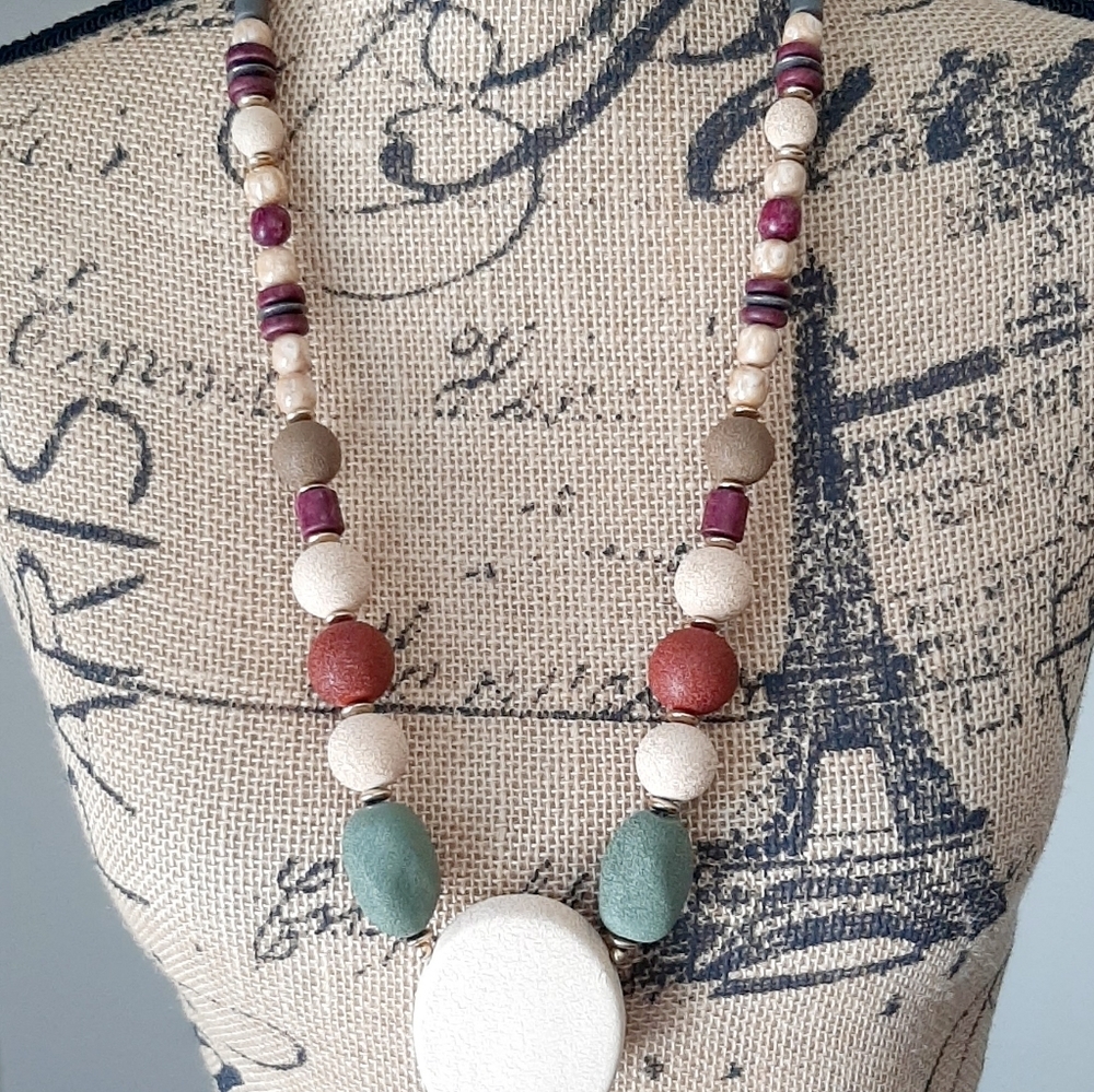 JAPAN BEADED NECKLACE - Picture 12 of 15